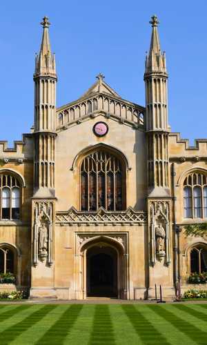 Hop off at Cambridge attractions with Hop-On Hop-Off bus tours – Discover Cambridge at your leisure in 2026 Hop off at Cambridge attractions, museums, and landmarks with a hop-on hop-off bus tour – Convenient stops and sightseeing in 2026